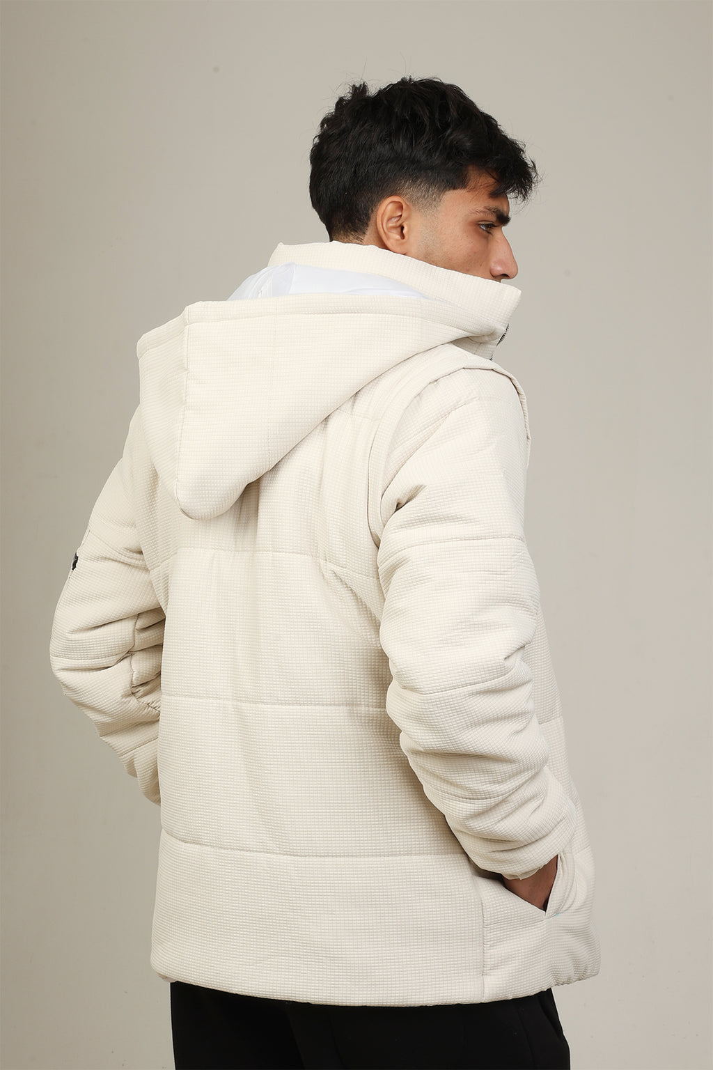 Beige Puffer vest/jacket squared